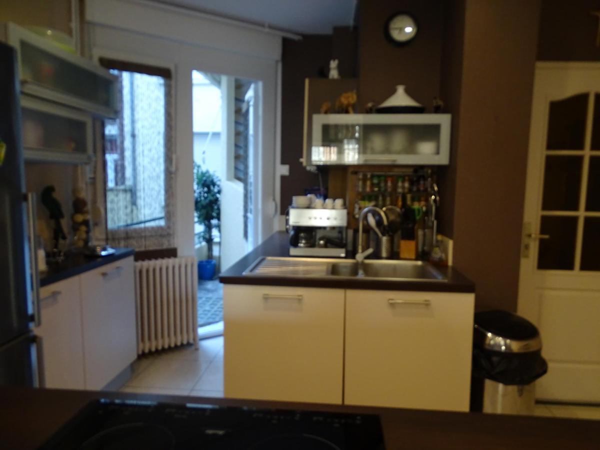 Au Moulin D'Or Aparthotel Лил Екстериор снимка
